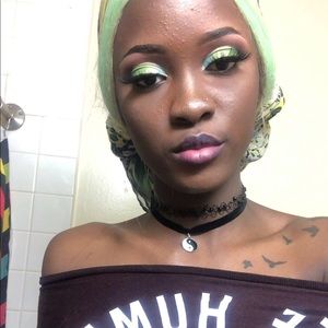 Meet your Posher, Paula-ann